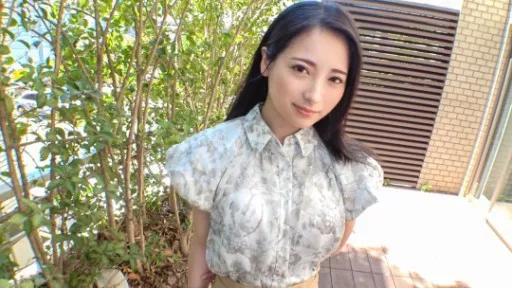 SIRO-5181 A Neat And Clean Beauty Who Welcomes The Third Dick In Her Life! Even Though She Had Only Experienced Normal Sex, She Was Wanted So Intensely That She Squirted And Screamed! 