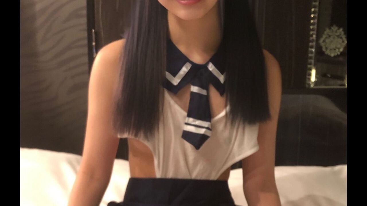 FC2PPV3258004 Hard fucking beautiful and cute te*** school babe 