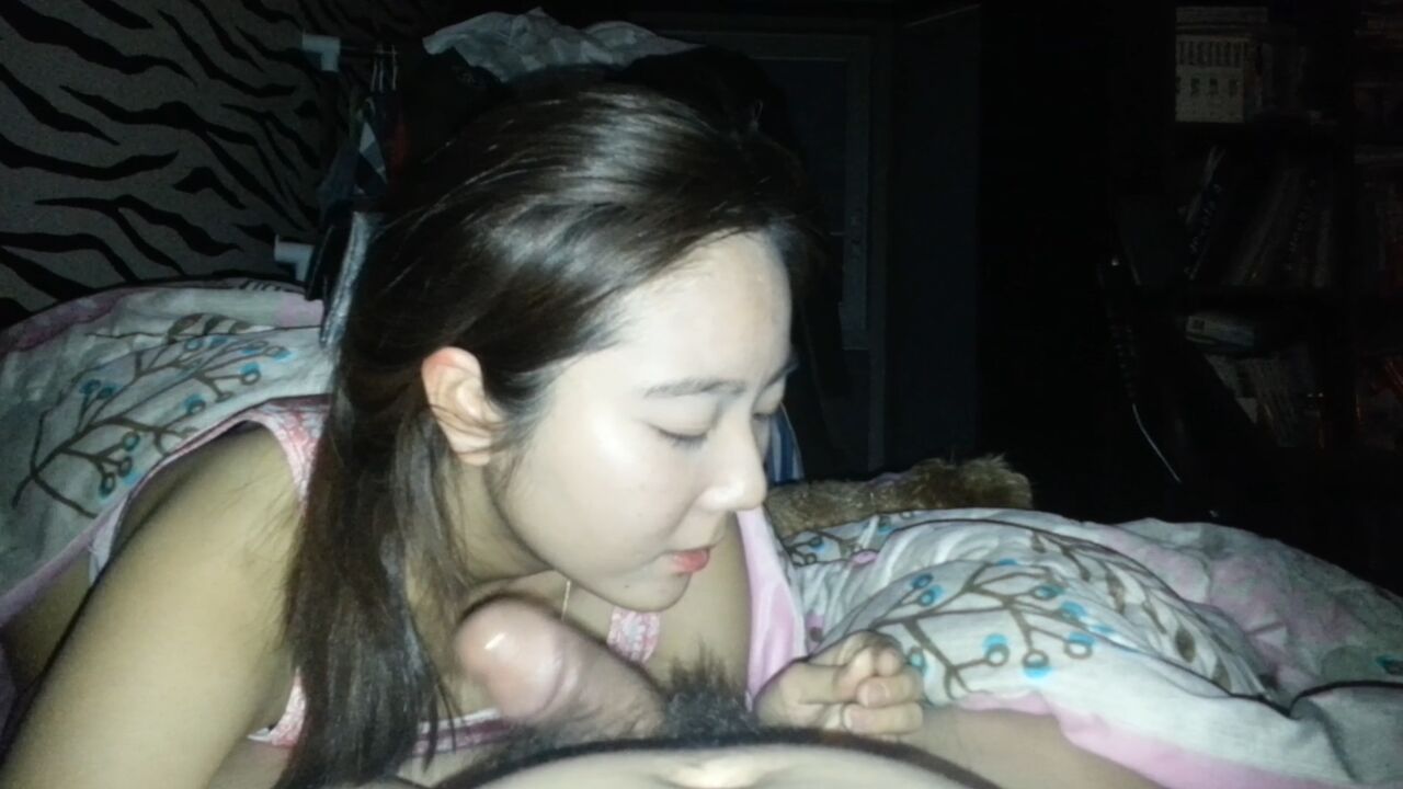 Pretty girl and her dog eat her boyfriends dick together 