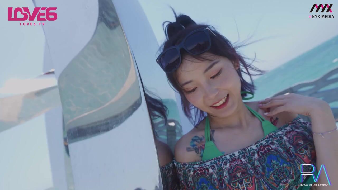 RAS325 Pickup a innocent girl in bikini from beach 