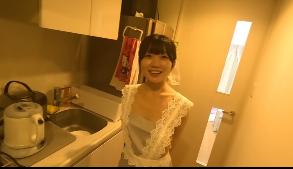 FC2PPV3854549 Cute school girl who wanna to be an idol gets fucked when she wears sexy apron 