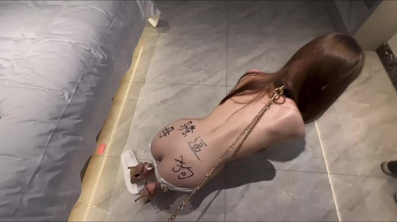 Training innocent school babe, her love juice is flooded 