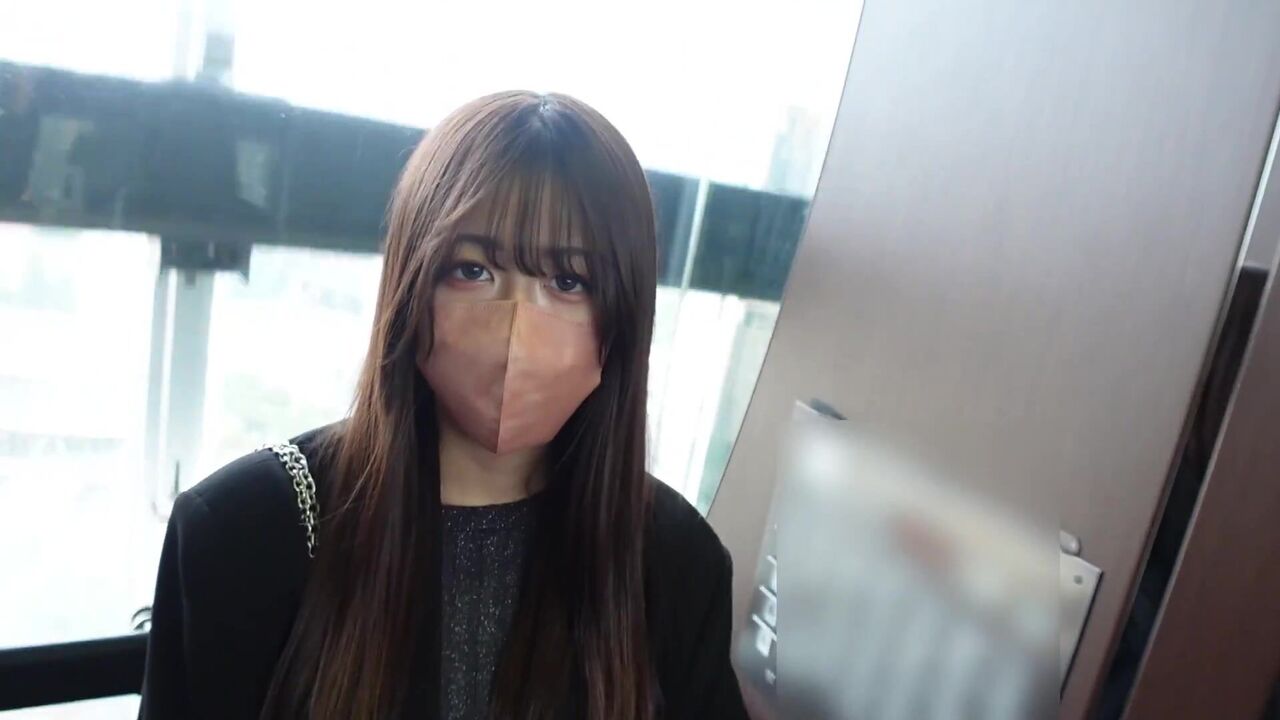 FC2PPV4199480 Beautiful girl was cheated and was recording her horny face in video 