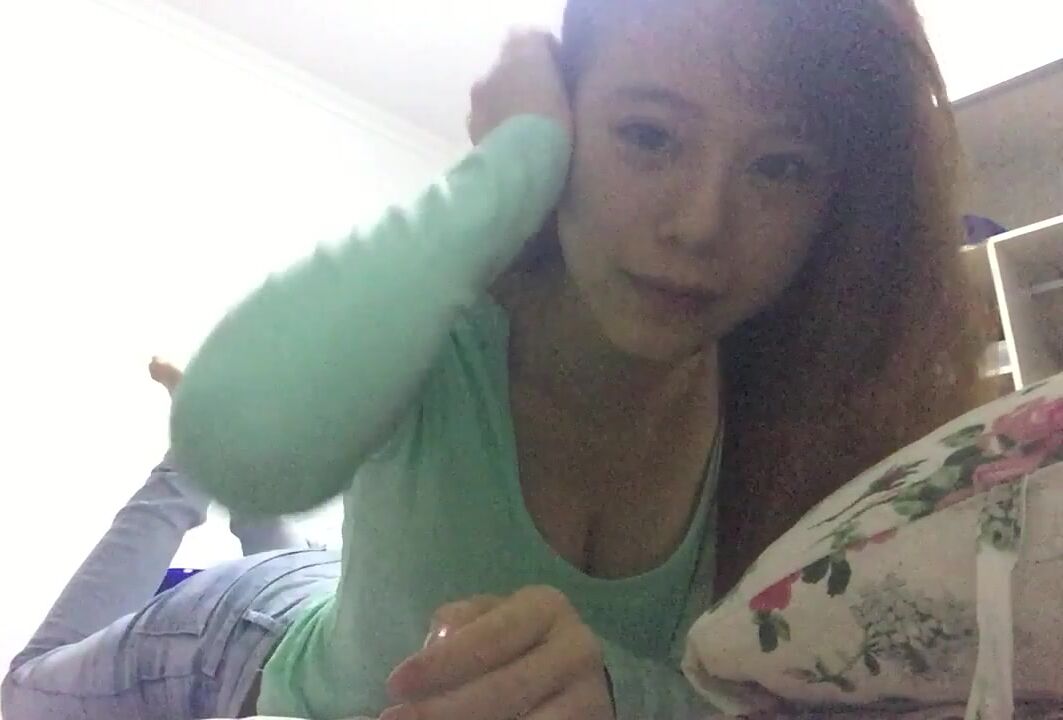 Fucking hot and slutty girlfriend, her seductive moaning voice makes you cum 