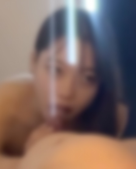 FC2PPV4328225 18 years old cute pretty te*** girl gets creampie[Part1] 