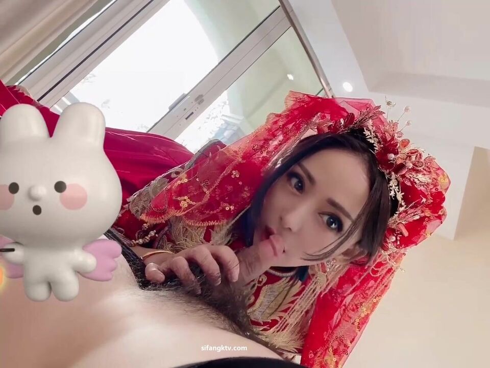 Having sex with Sugar Daddy in Chinese traditional wedding dress and western wedding dress[1] 