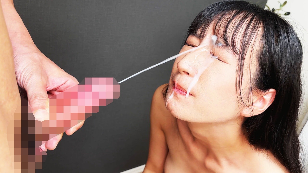 FC2PPV4579728 Cute girl with sweet smiling likes eating cock and facial 