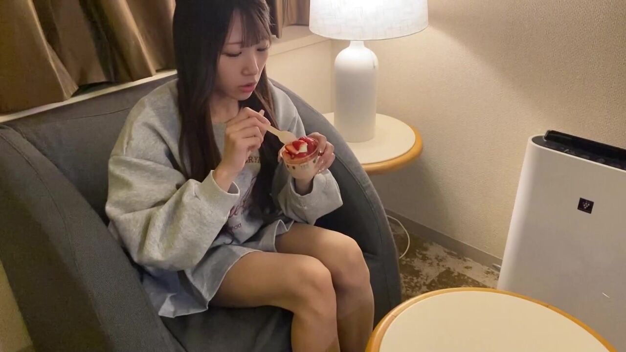 FC2PPV4654349 Cute and pretty college student makes me cumshot a lot 