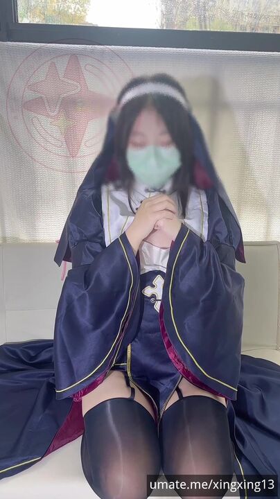 ⁣Pink pussy lo*** COSER Xingxing Sexy nun gets fucked so hard 