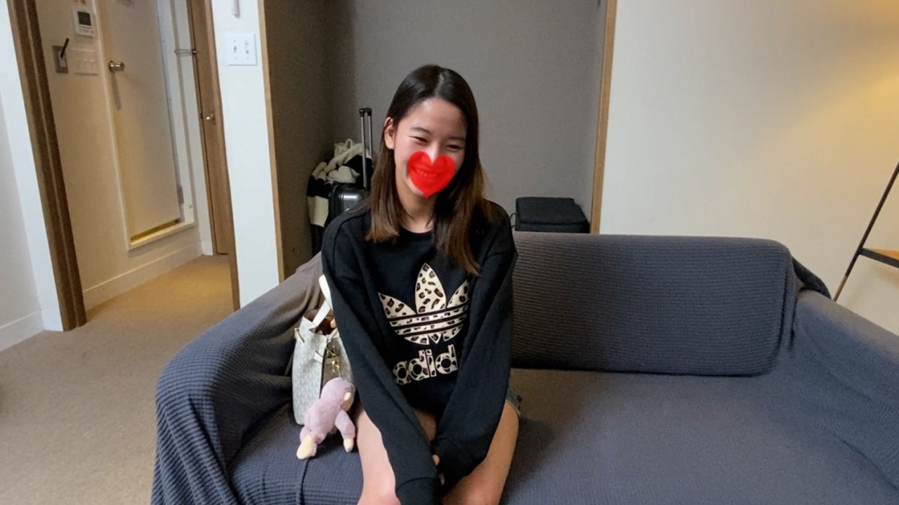 ⁣FC2PPV4676142 19 years old married woman likes oral sex and deep throat turned into a slutty bitch 