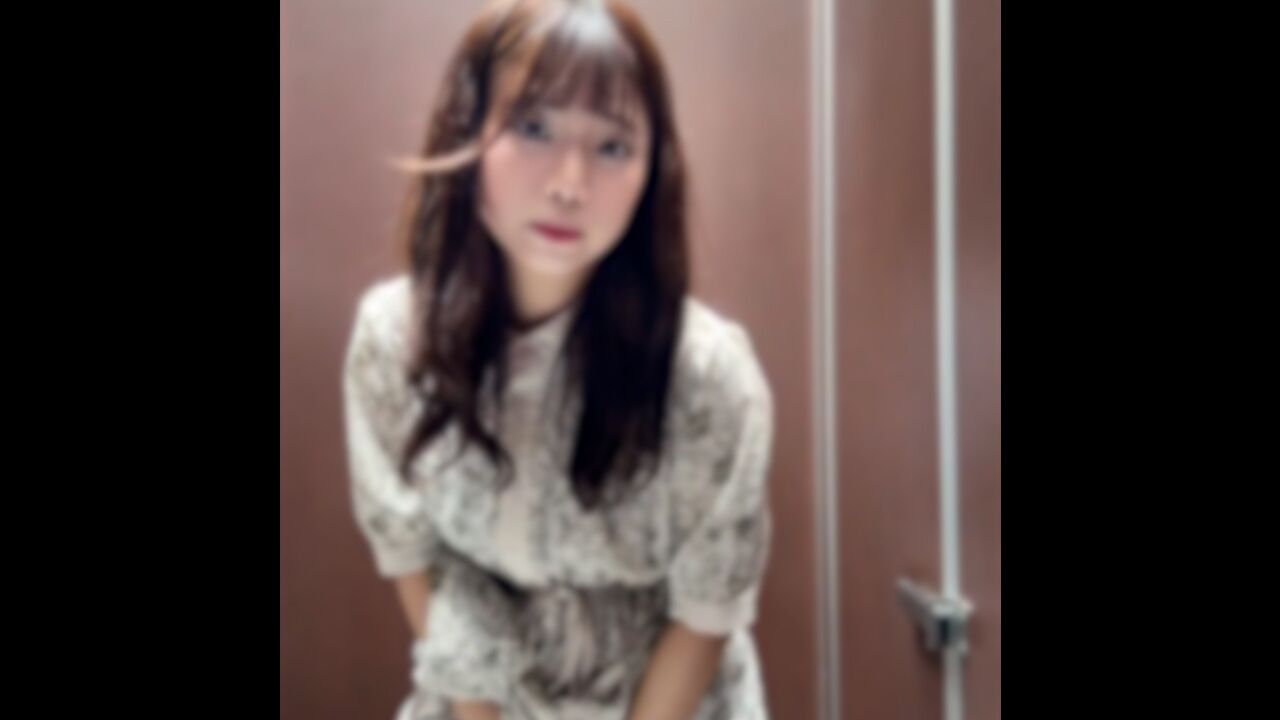 ⁣FC2PPV4742534 A charming hairdresser is a masochistic girl, playing remote vibrator outdoor and squirts a lot[Part1] 