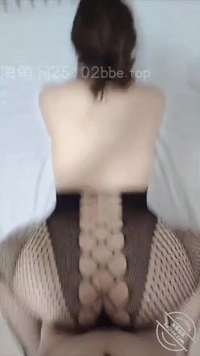 ⁣My first experience of outdoor sex 