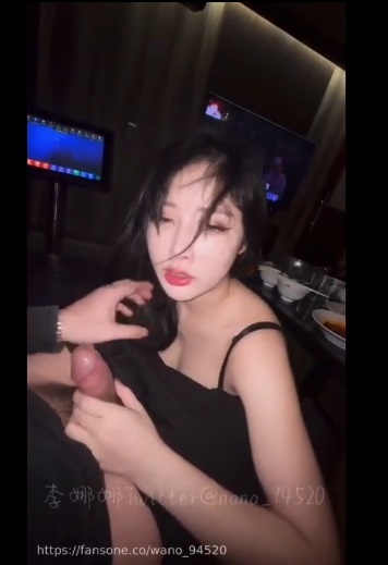 Having oral sex with pretty girl Nana in KTV and intense sex in toilet 