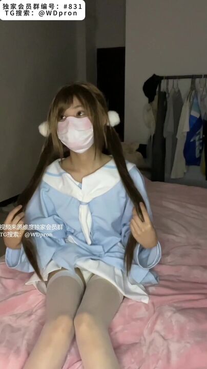 What would it be like to have a petite and adorable lo*** girlfriend every day 
