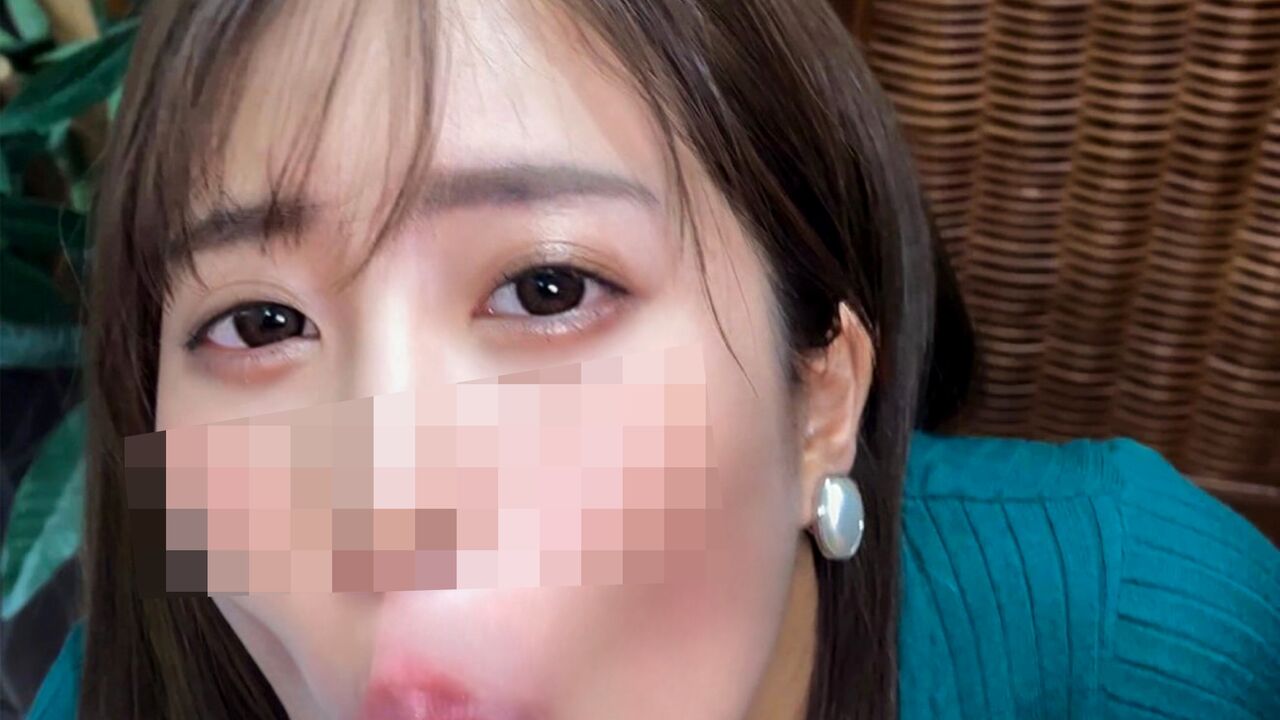FC2PPV2749754 Pretty girl blowjob during working time in toilet 