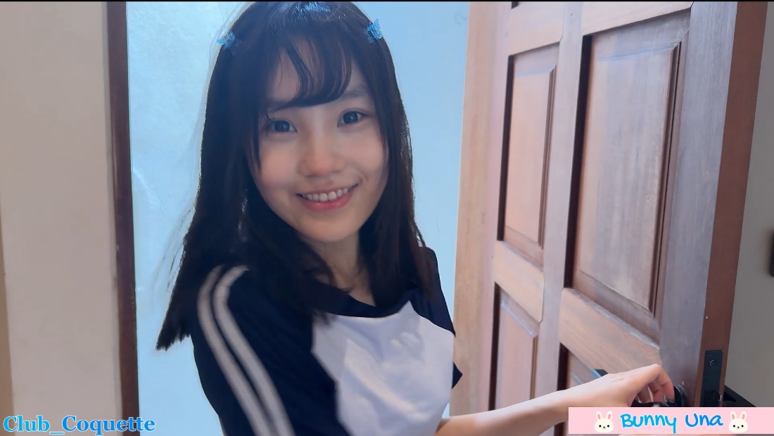 ⁣Today is Cute beauty Unas birthday, she asks her teacher how to become adult 