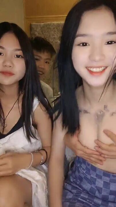 Gangbang party with te*** girl and her friend[Part1] 