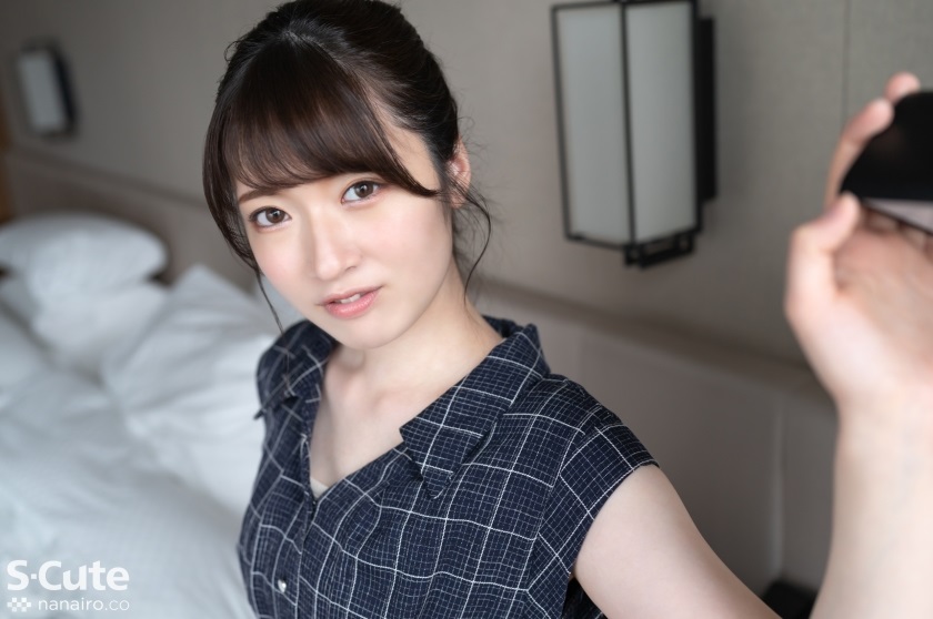 229SCUTE1273 Fair-skinned and shy girl became horny after stimulating her pussy and nipple 