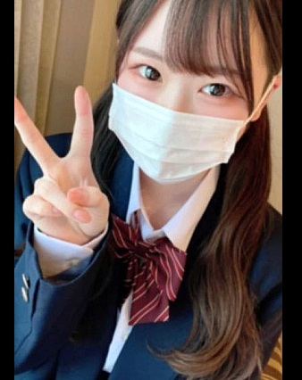 ⁣FC2PPV3144079 Fucking cute and innocent school girl with school uniform who has attractive bright eyes[Part1] 