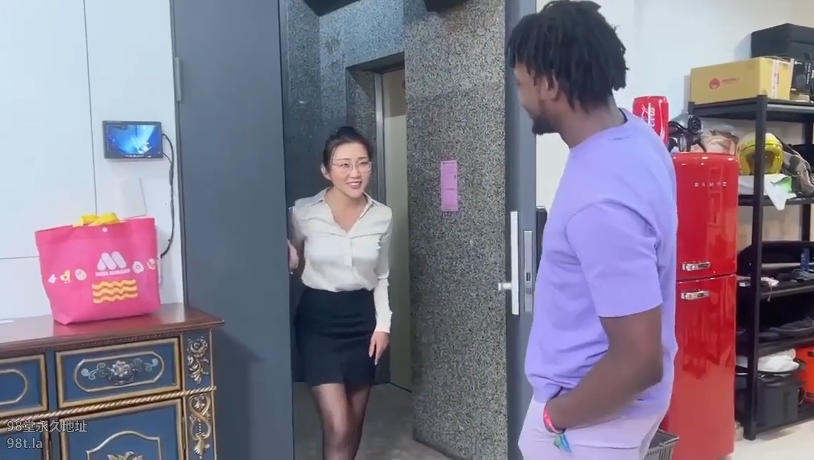 Busty OL tried black cock and got fucked hard 
