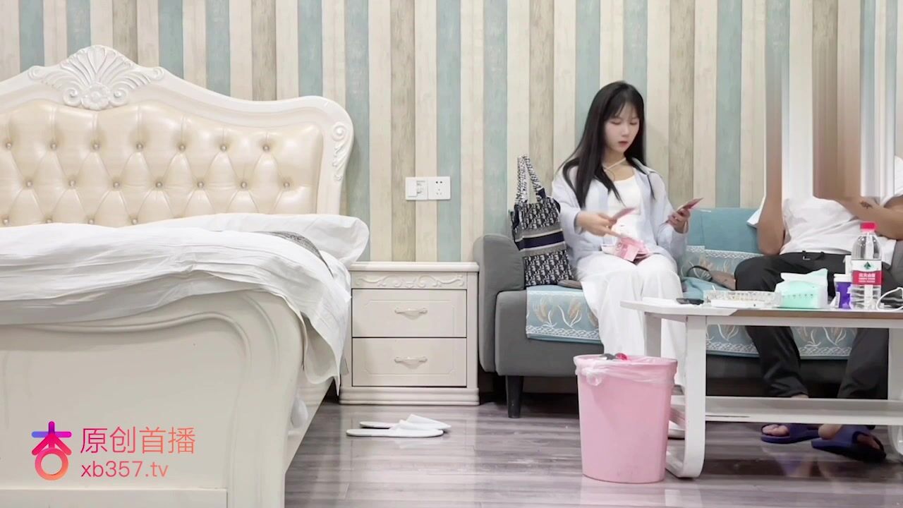Innocent girl got fucked hardly and moaned sexy 