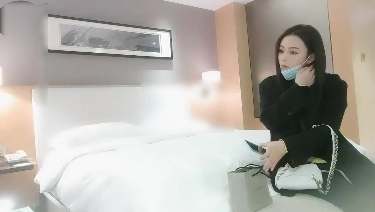 Pretty married wife shouted horny when she got fucked 