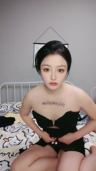 Fair skin and busty woman got fucked hardly and moaned non-stoppable 