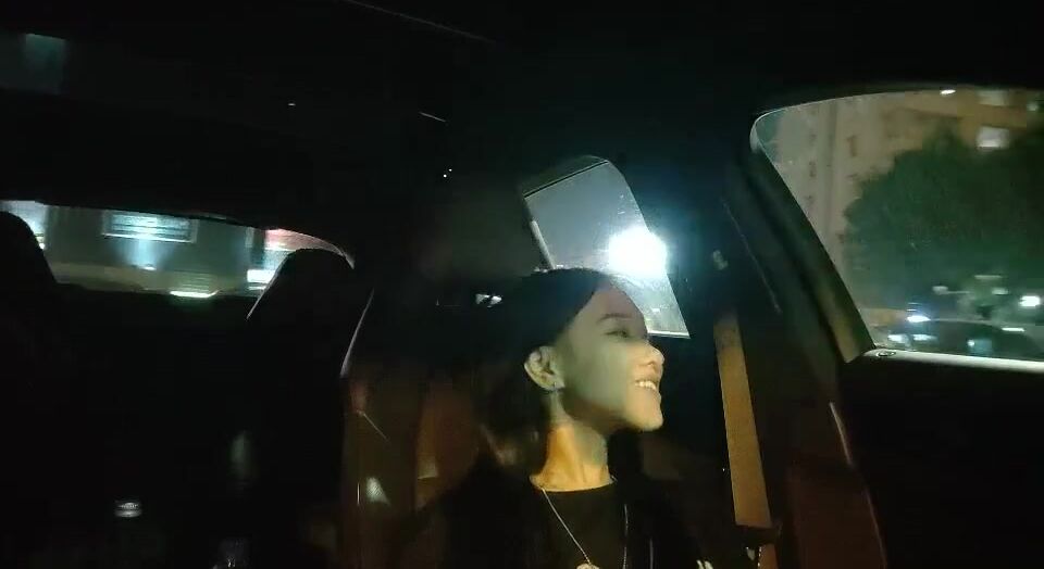 Showing no mercy to a gold digger te*** 