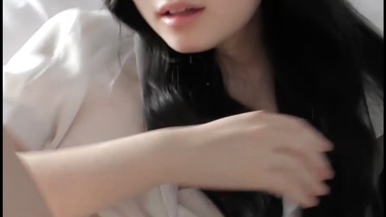 FC2PPV3270297 Pretty te*** girl with white shirt wakes me up by blowjob 