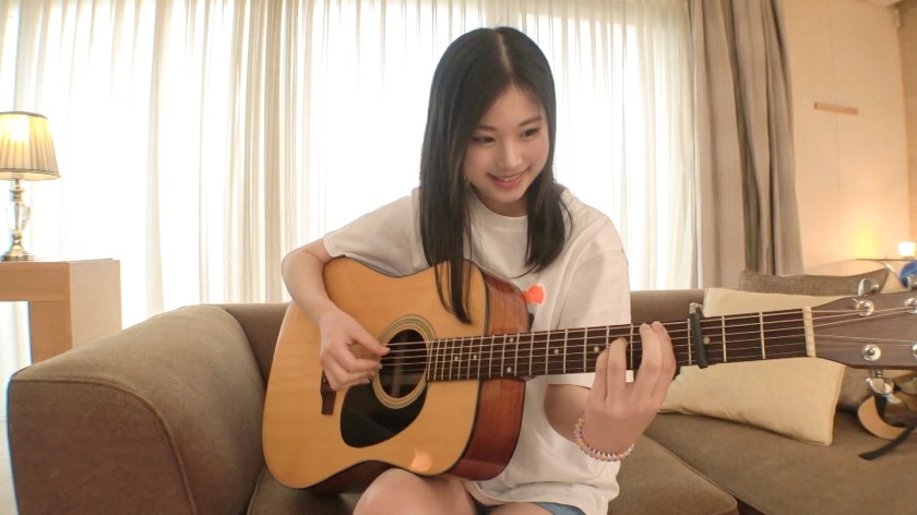 ⁣200GANA2894 Pickup a pretty street singer, she plays guitar and the man plays her nipples 