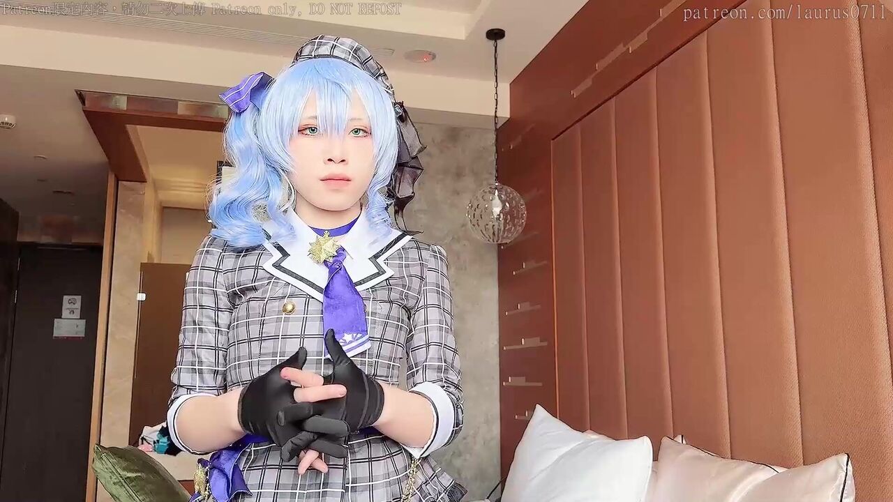 Cosplay Hosimati Suisei secedes photographer and gets fucked hard like a dog 