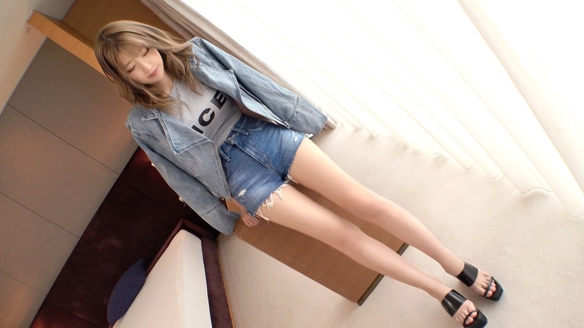 SIRO5169 Slender woman was shy to answer embarrassing question, but her body is honest 