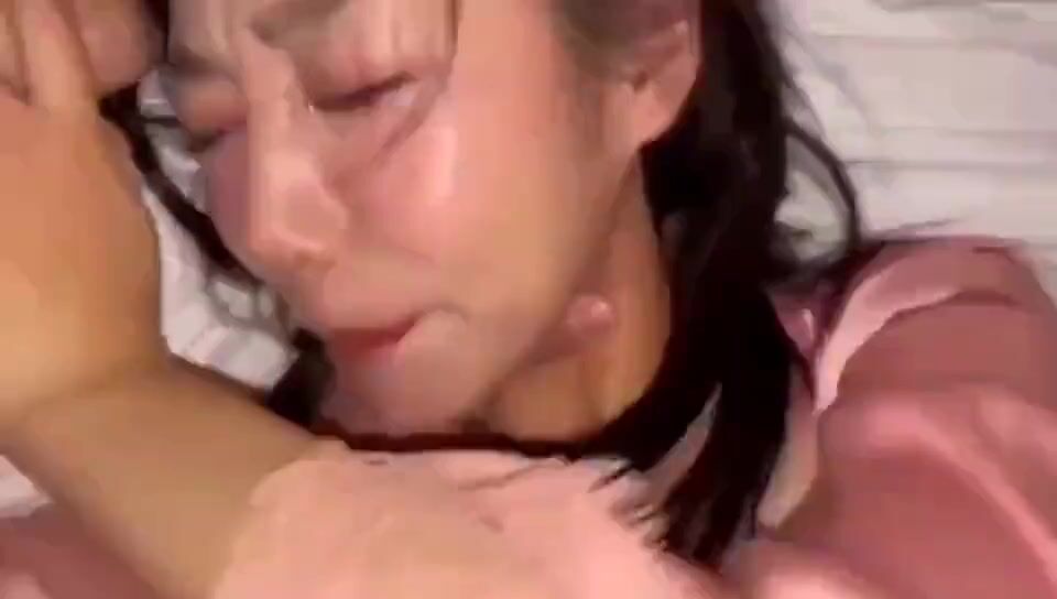 Hard fucking a dr*** woman, her horny face is seductive 