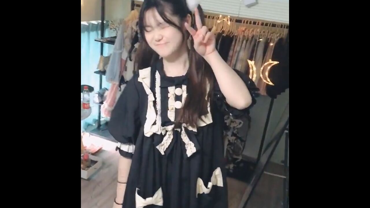 Jimmybiiig fucks a cute lo*** girl with double ponytails 