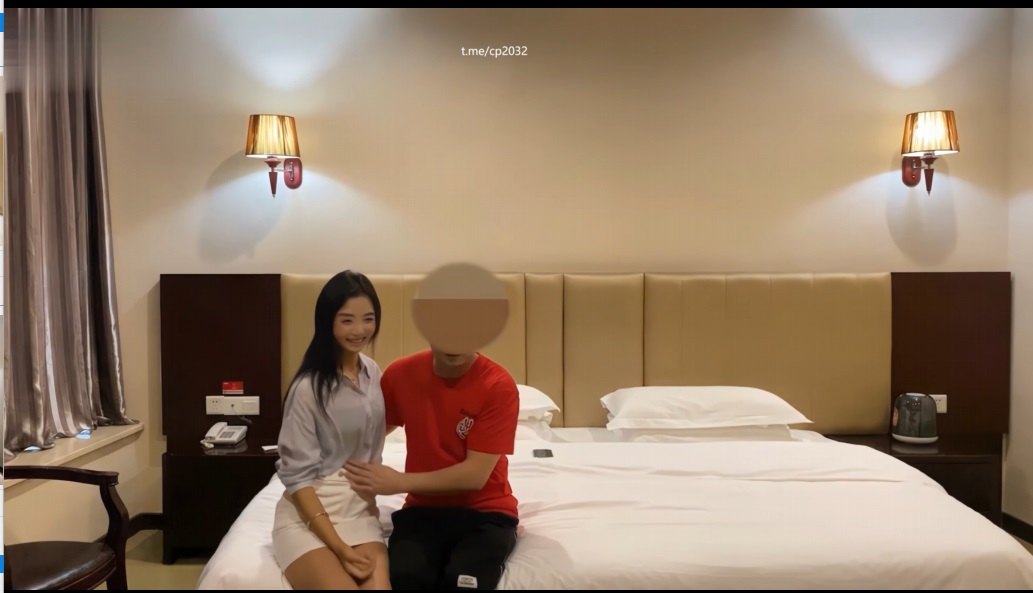 Hookup a talkative and sweet girl, her moaning is unstoppable 