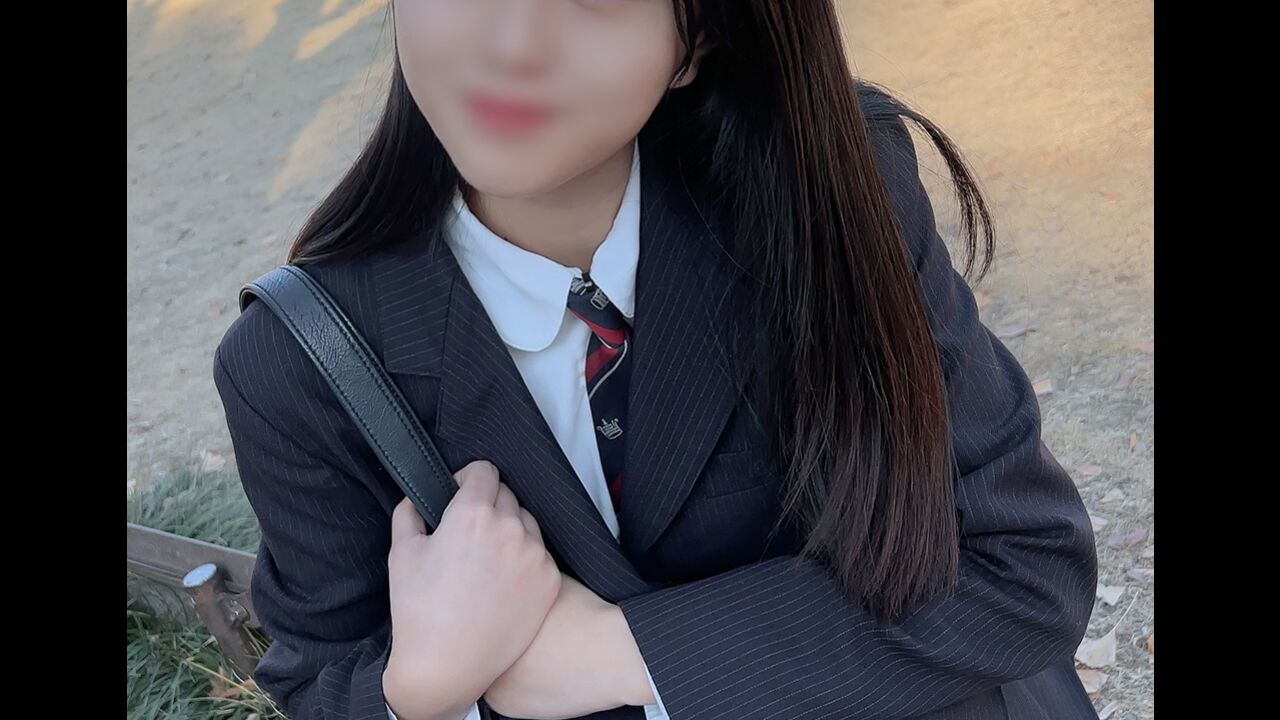 FC2PPV4303274 Ejaculates in serious class representatives mouth and cums inside her pussy 
