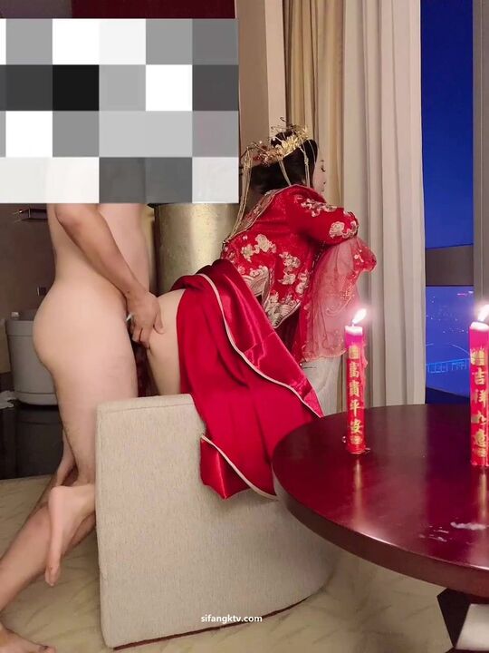 Having sex with Sugar Daddy in Chinese traditional wedding dress and western wedding dress[2] 