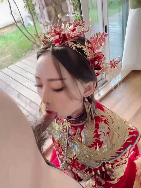 Having sex with Sugar Daddy in Chinese traditional wedding dress and western wedding dress[3] 