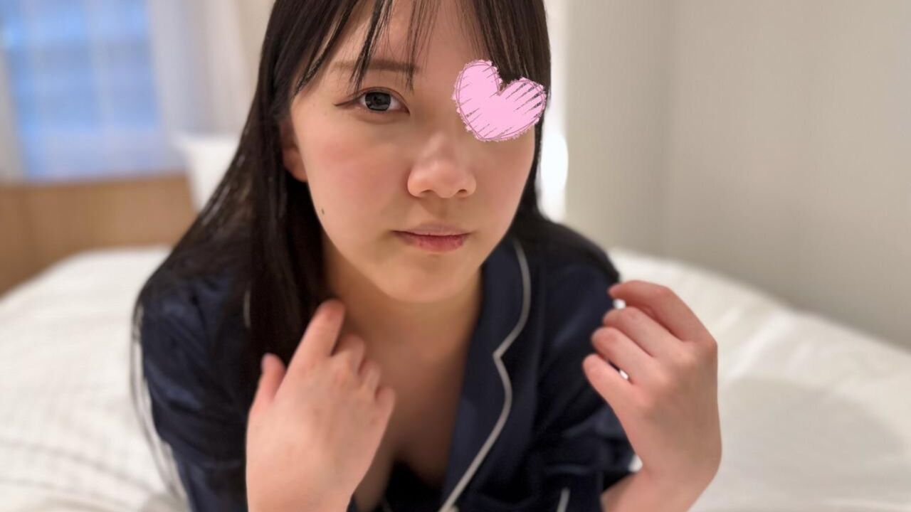 FC2PPV4498287 Fair skin beauty is so cute to make the man cum easy[Part1] 