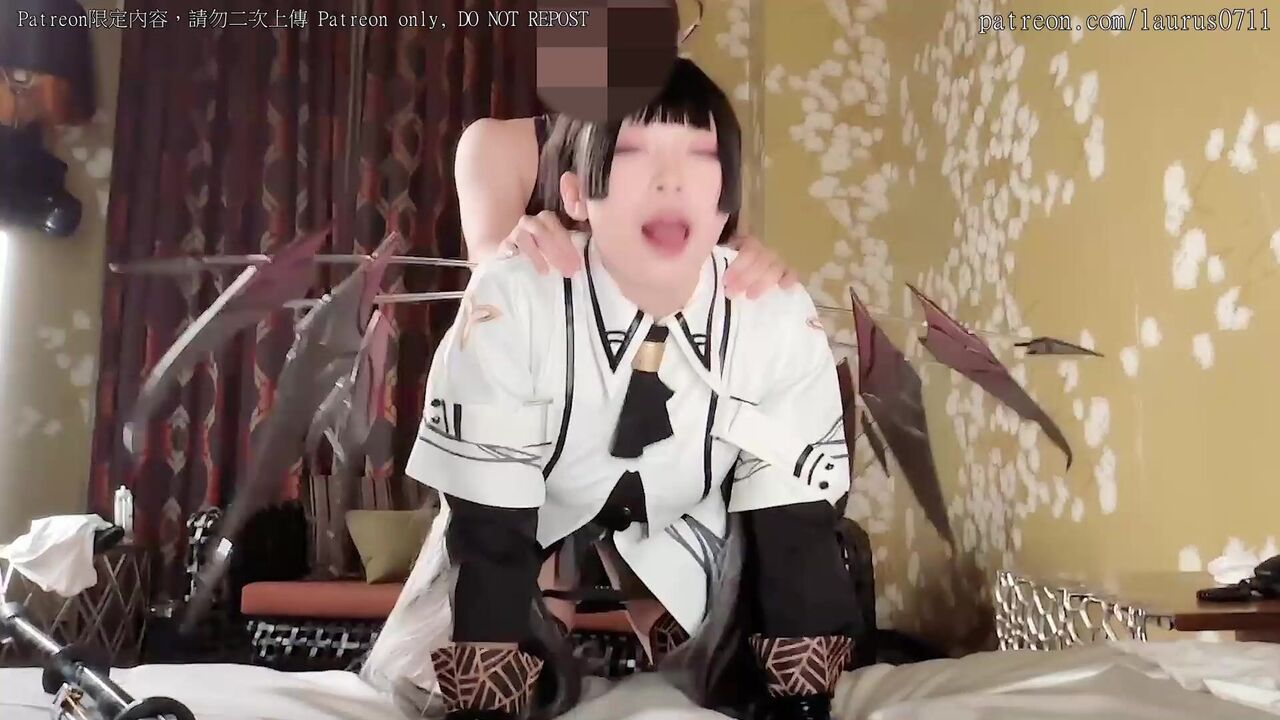 Doggy fucking slutty coser, her horny face is attractive 