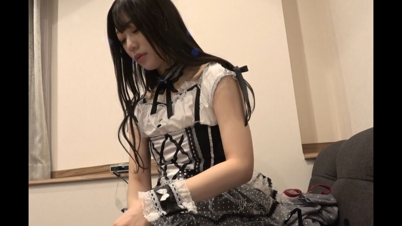 ⁣FC2PPV2549115 Cute maid from Akihabara [Part 1] 