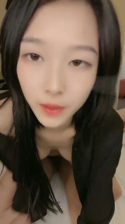 Horny girlfriend riding hard dick 