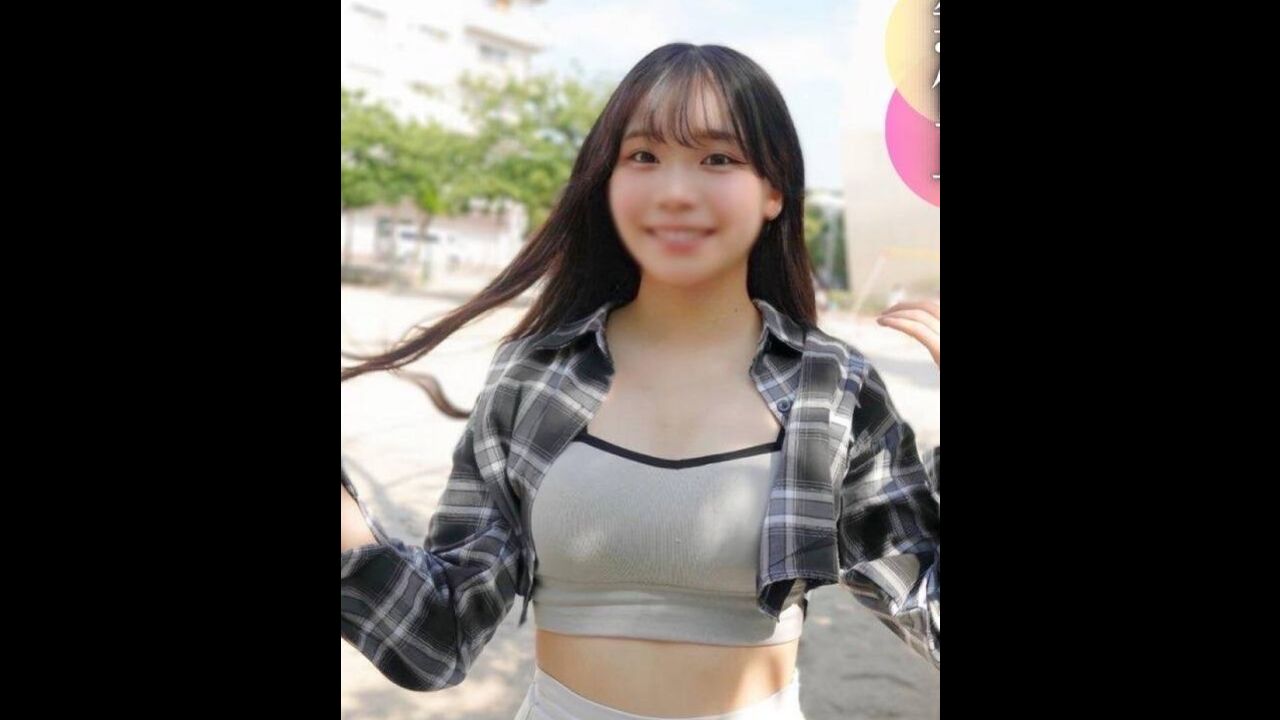 FC2PPV4516795 SSS Level innocent pretty te*** girl, her clit is played and grows larger 