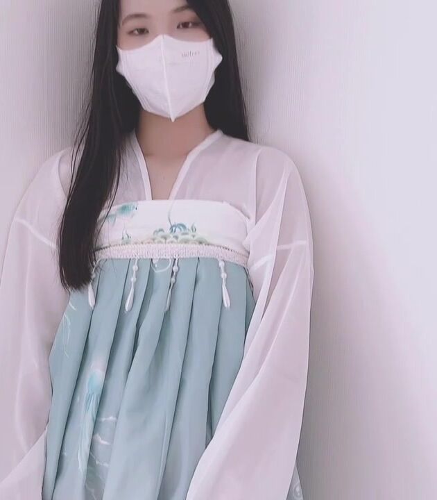 Pure te*** girl in traditional costume and her love juice floods 