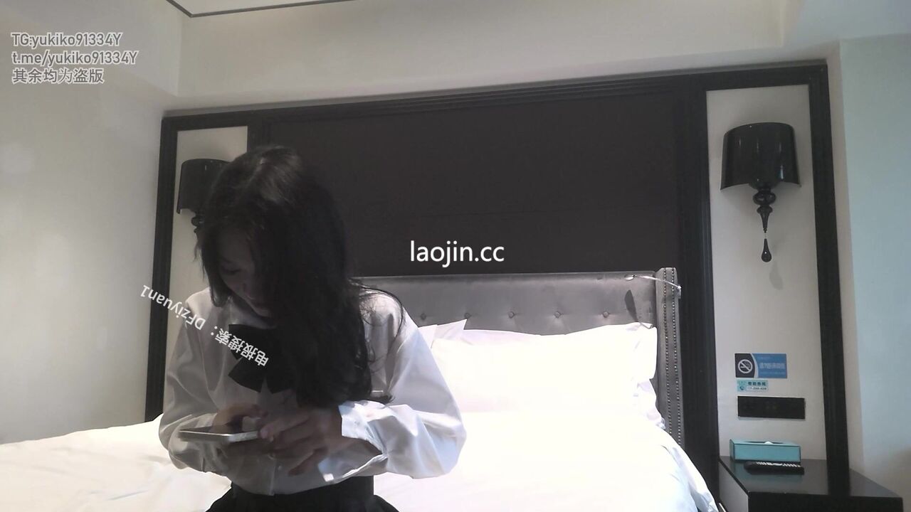 Hookup a cute school babe in school uniform and black stockings who closed her eyes and enjoyed the sex 