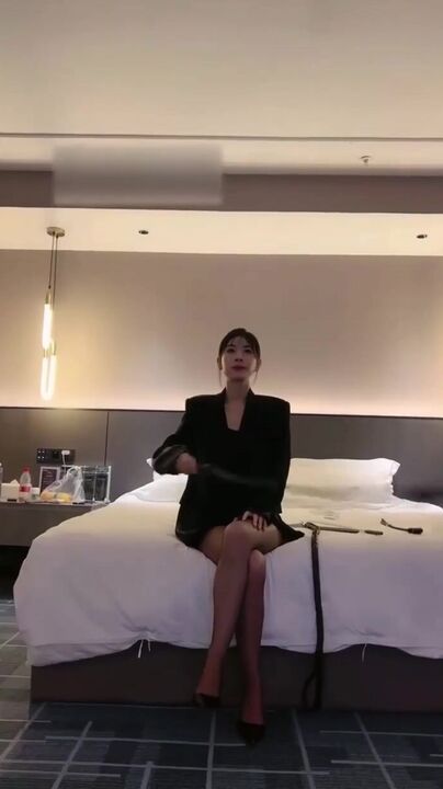 ⁣SM queen teaches 2 male slaves, whips their faces, insults them and licks their feet 