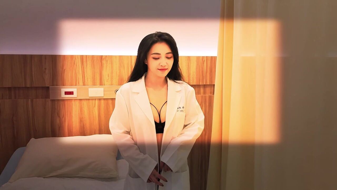 ⁣FC2PPV4608859 Naughty and pretty doctor seduces and gives her patient handjob 