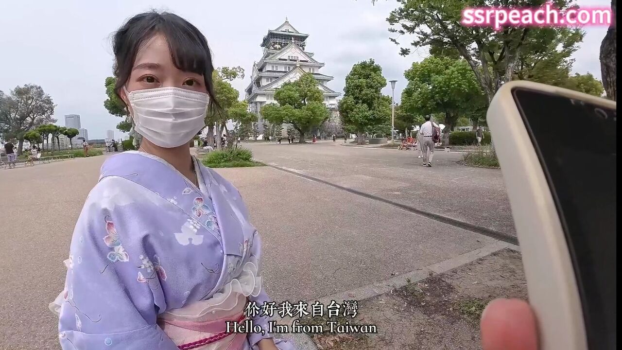Cute Taiwan girl in kimono was picked up and having sex in public toilet 