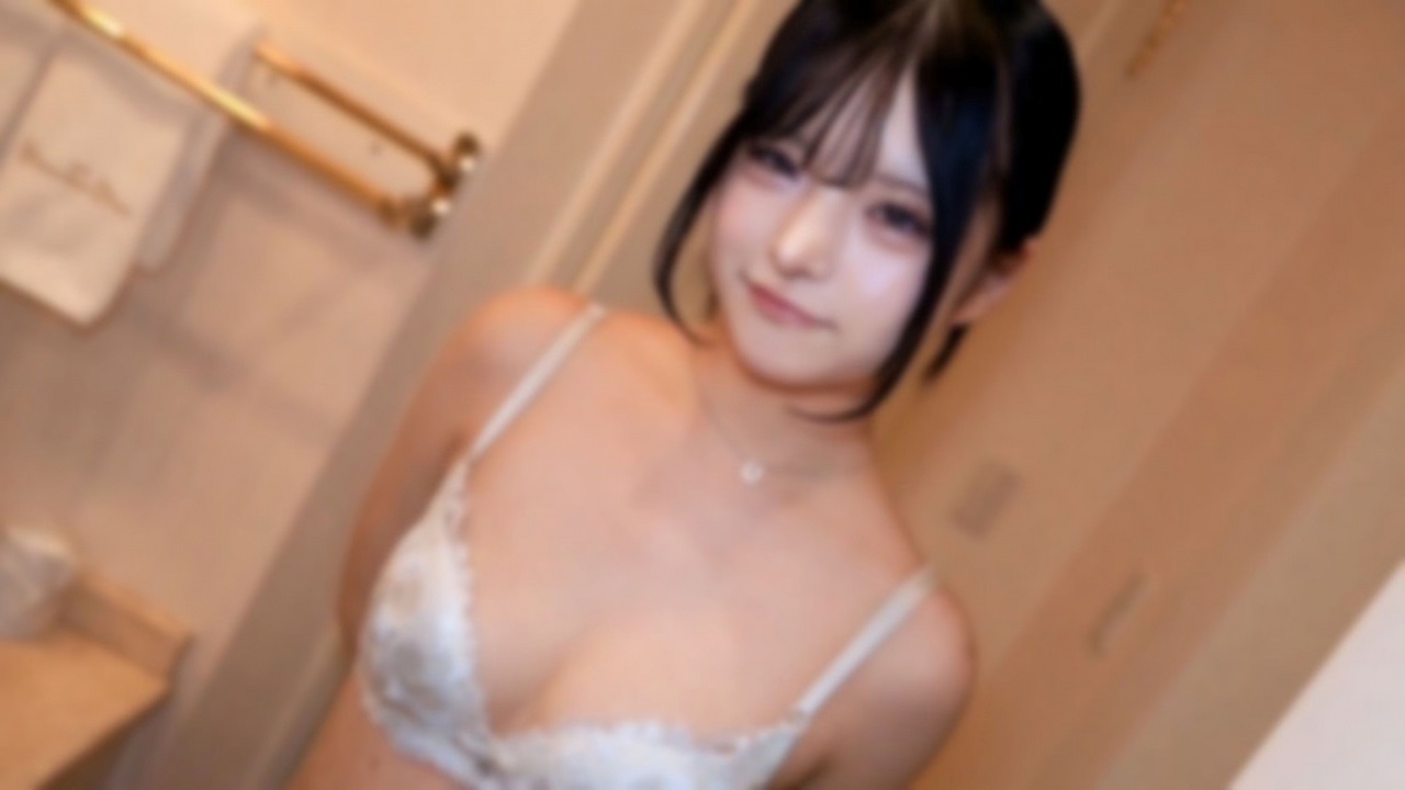 ⁣FC2PPV4730719 Fair-skin cute girl with black hair and has a slightly masochistic personality, cums on her face, and gets creampied. 