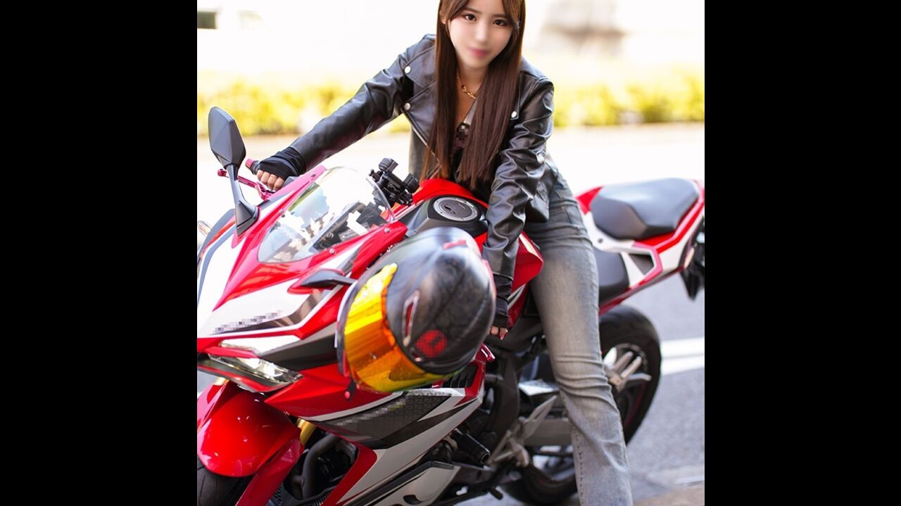 FC2PPV4770732 Hot beauty who like riding motorcycle  got fucked to orgasm[Part1] 